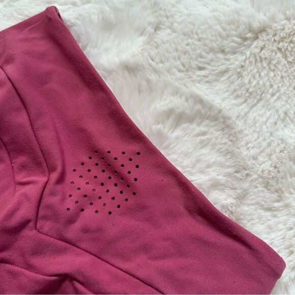 Gymshark / Whitney Simmons pink buttery soft flattering 7/8 leggings - Picture 5 of 10